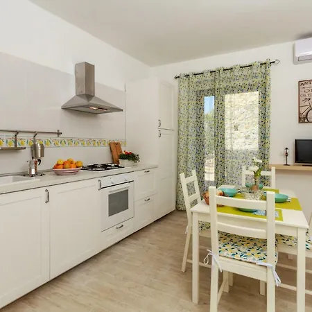 Lumia E Zagara Holiday home *
